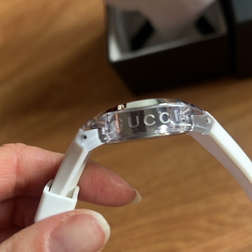 Gucci sport watch - Picture 7 of 8